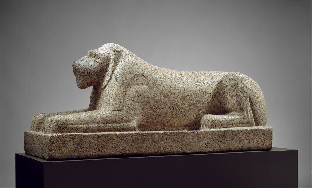 recumbent lion ca 2575 The Met